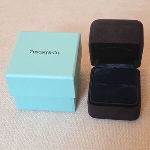 Tiffany & Co. Packaging Bundle (1 Set) – Ring Box Case + Blue Box (Empty)